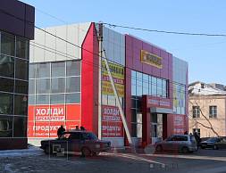 2-х этажное торгово-офисное здание 30х23 м.